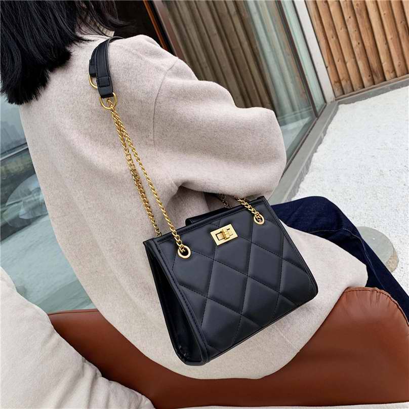 FashionHandbags017